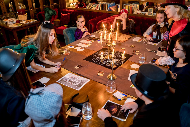 Как отметить 8 Марта в школе: праздничное украшение класса в Belgorod