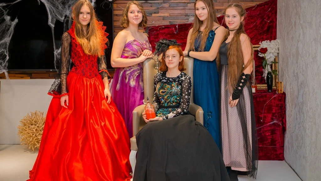 Выездной квест «Поцелуй вампира»<span class='mob'>: шик и очарование</span>